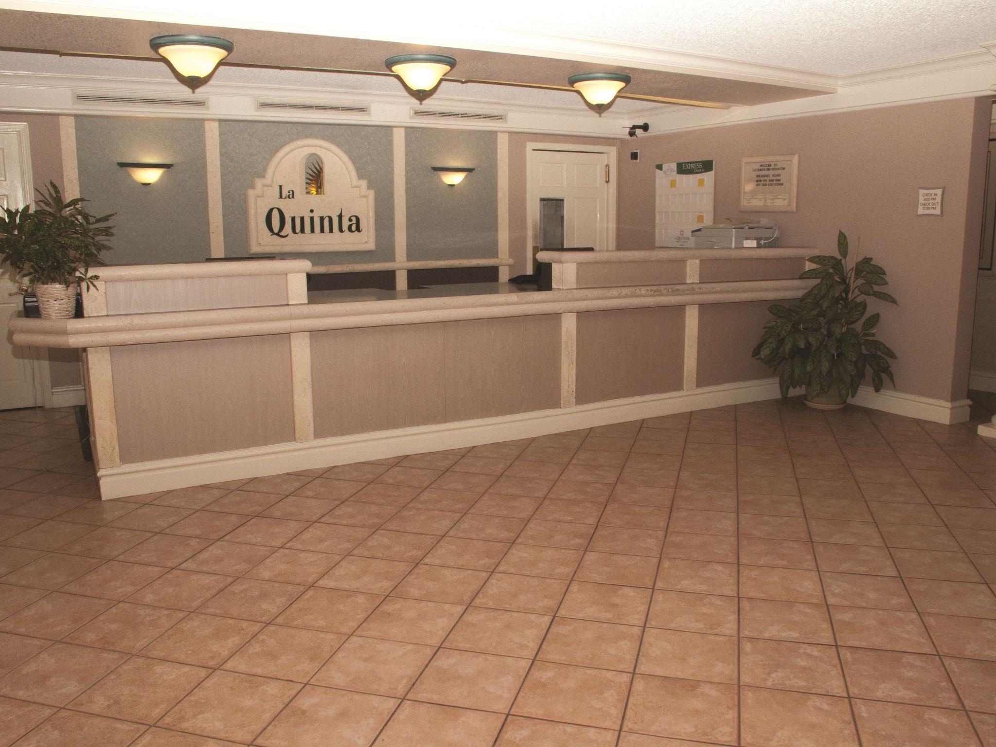 La Quinta Inn By Wyndham Stockton Extérieur photo