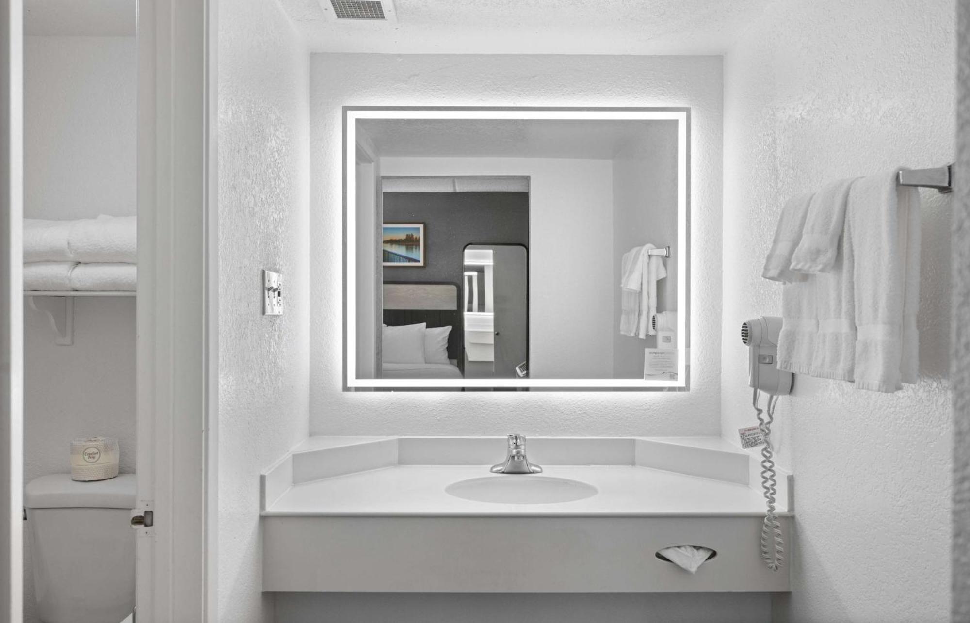 La Quinta Inn By Wyndham Stockton Extérieur photo
