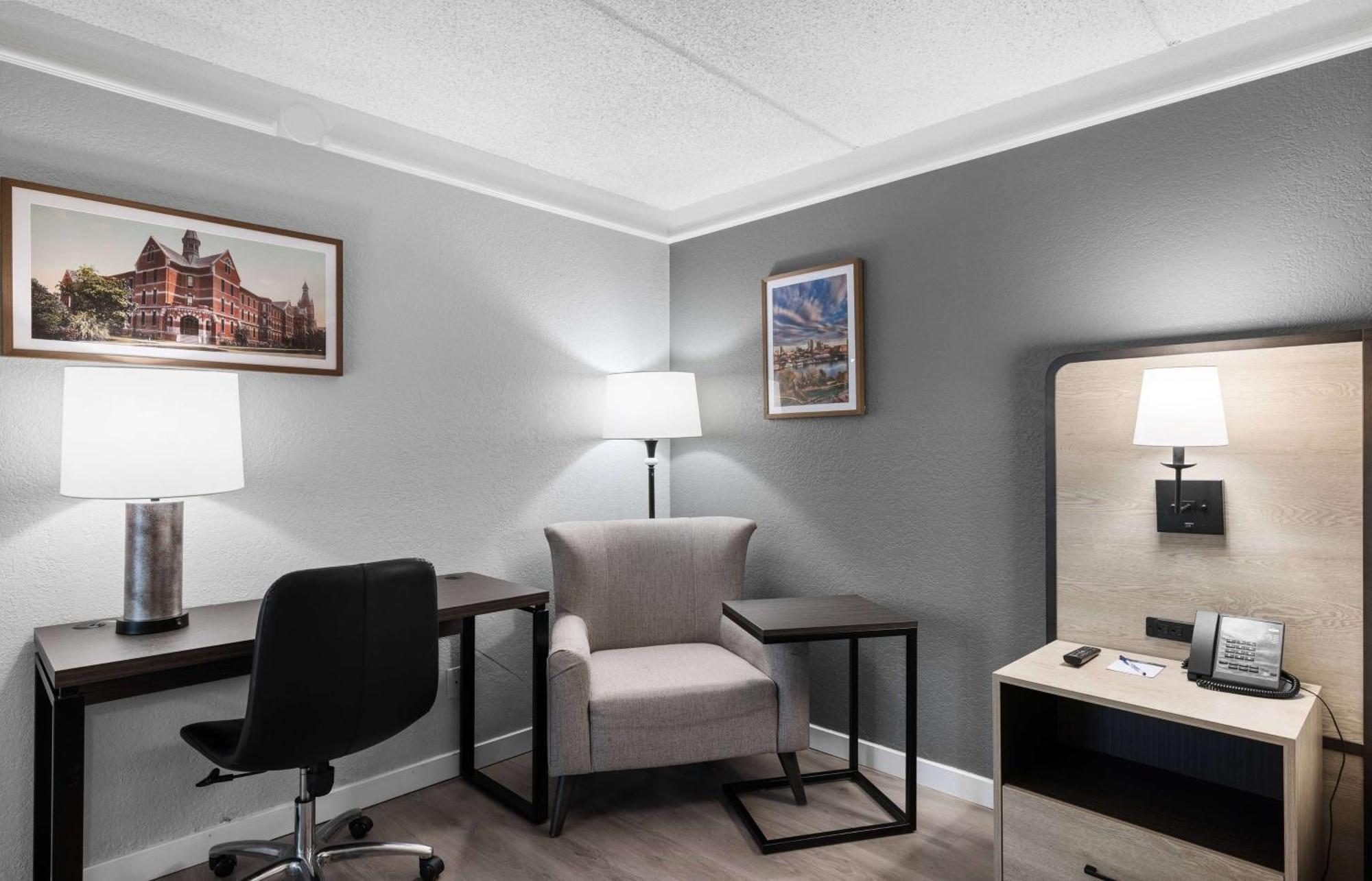 La Quinta Inn By Wyndham Stockton Extérieur photo